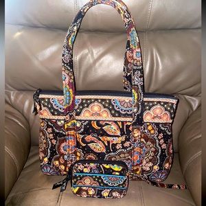 Bundle of Vera Bradley zip up Tote and matching wristlet